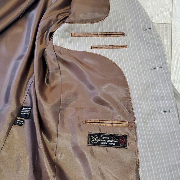 LINEAGE SPORTCOAT, Sz 44R, GREY STRIPED FABRIC, MERINO WOOL - Picture 11 of 15